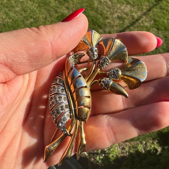 Marcel Boucher Early Lily Brooch - Picture 7 of 13